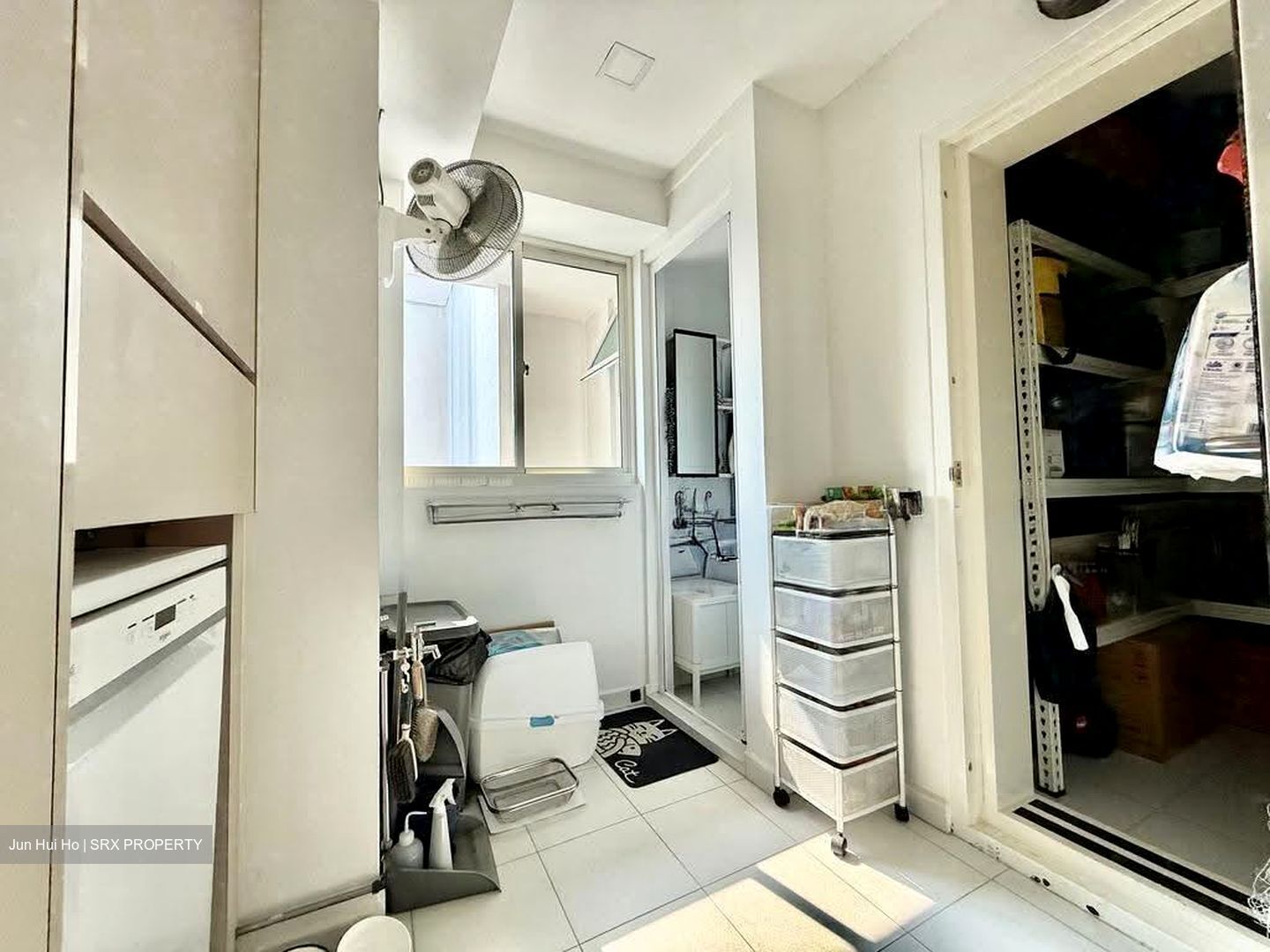The Esparis (D18), Condominium #614622271